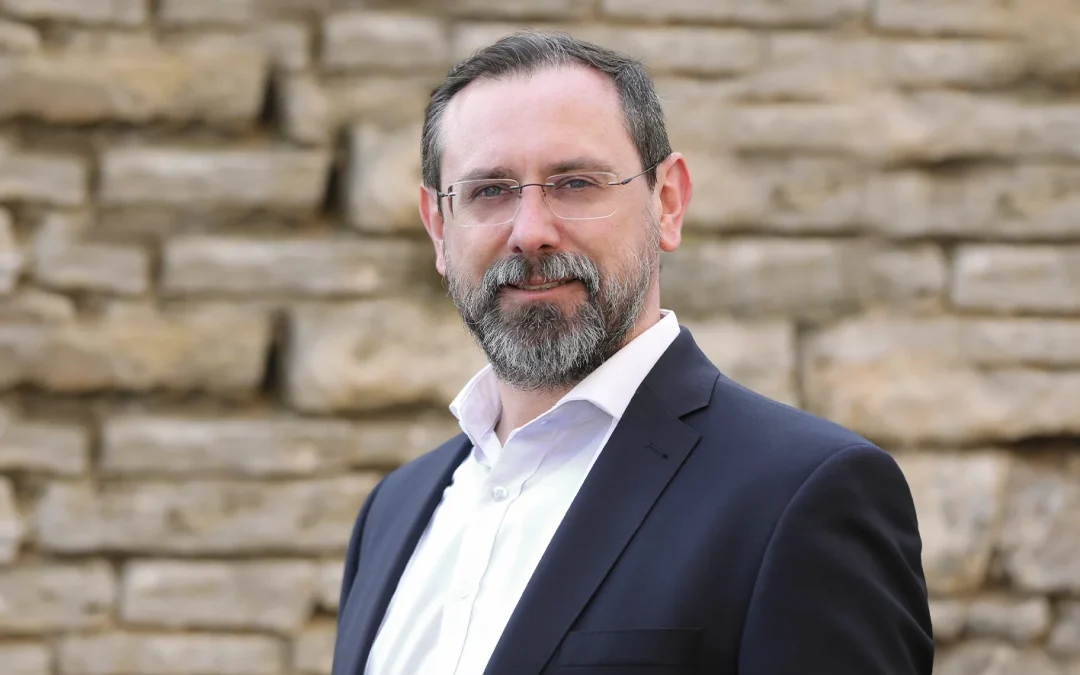 Igor Filbert, B.A.